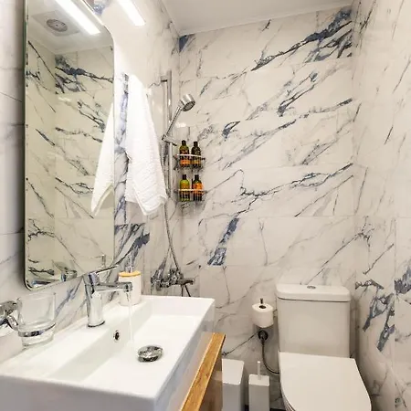 Urban Elegance, 3-bedroom Flat In Heart Of Chania * Hriszí Aktí Haniá